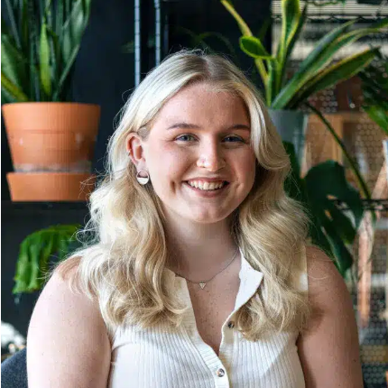 Hollie